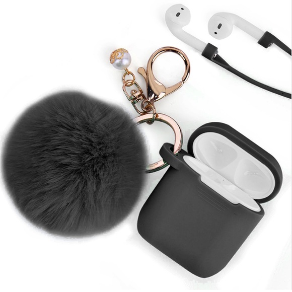 Accessories - NEW Black Classy Case & Keychain for Airpods